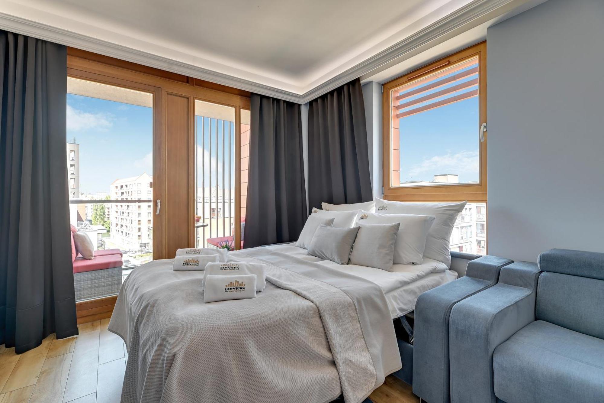 Aura - Riverside & Parking By Downtown Apartments 格但斯克 外观 照片